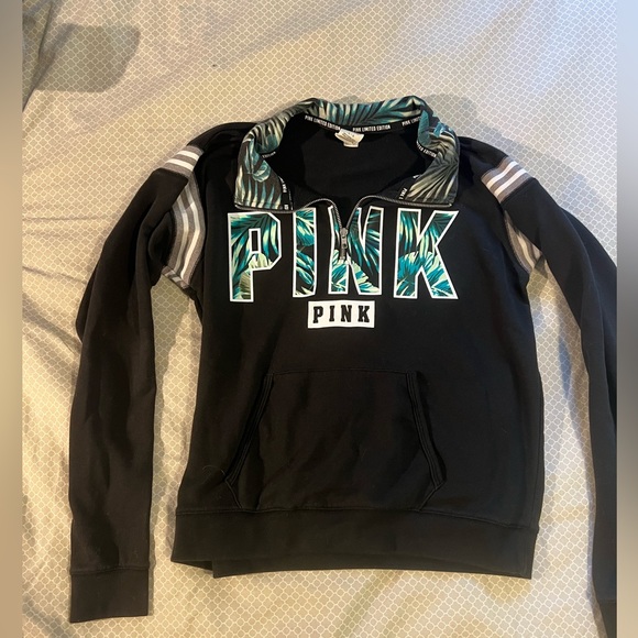 Vintage VS Pink Sweatshirt - Picture 3 of 5
